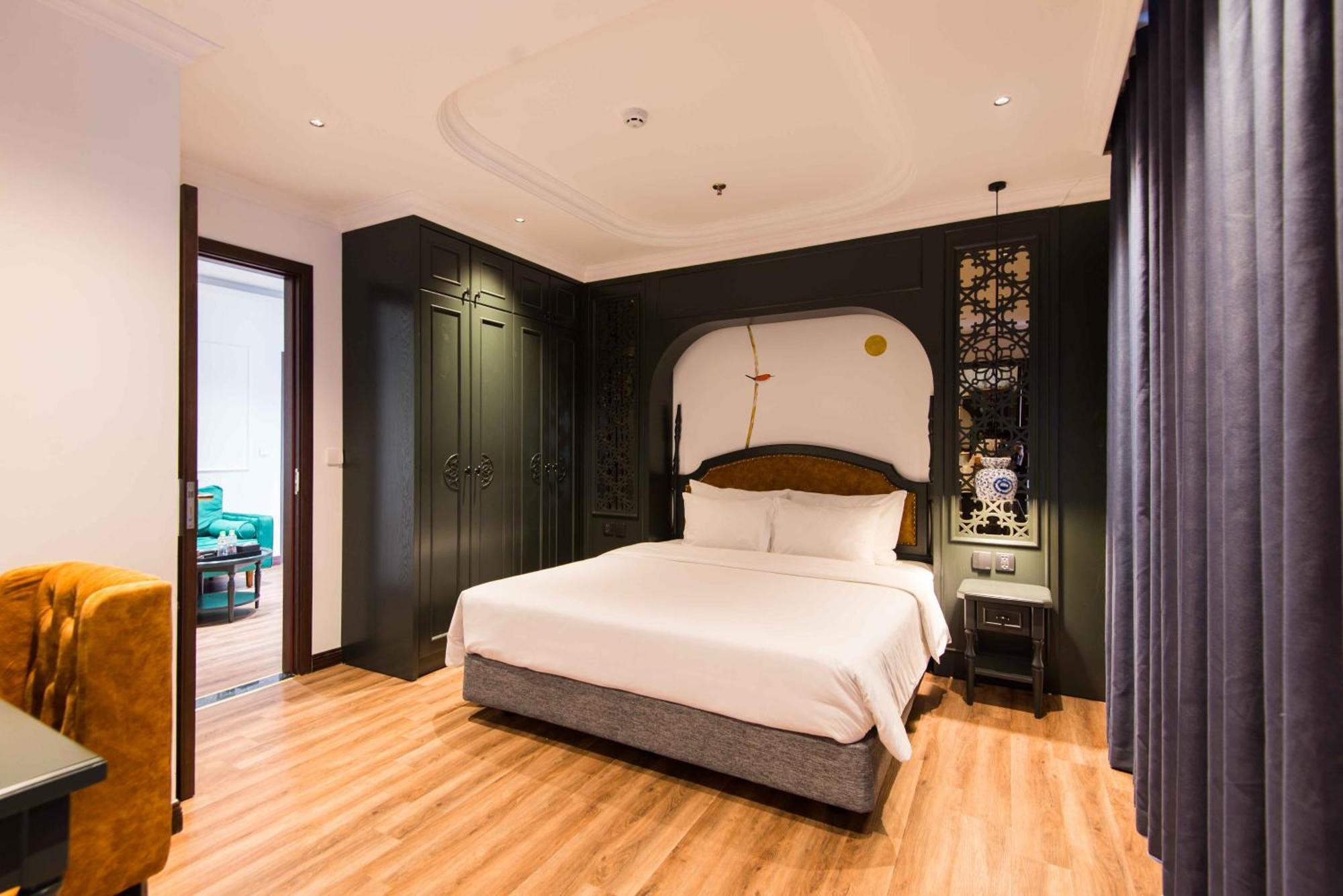 Paradise Suites Truc Bach Lake Hanoi Exterior photo